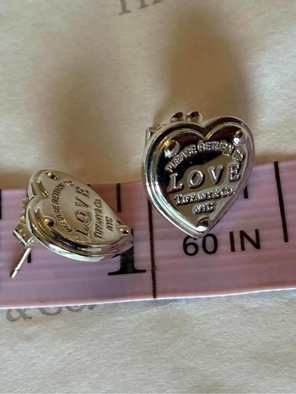 Tiffany & Co. Return to Tiffany love earrings in silver 925 . - Picture 7 of 9